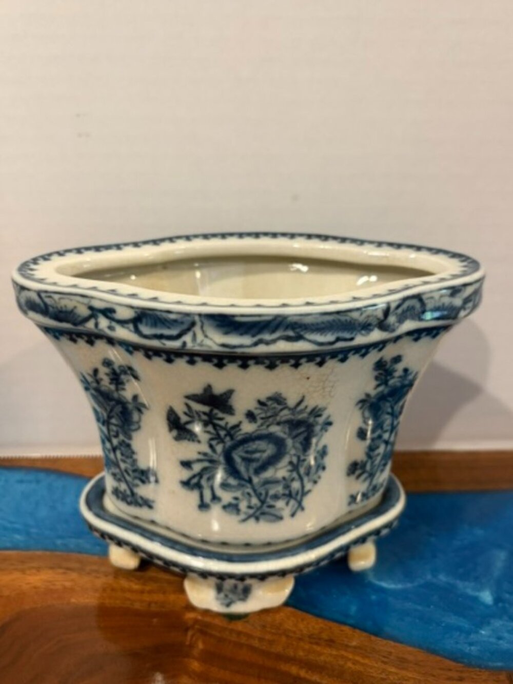 Vintage United Wilson JUWC Blue White Flower Cachepot Planter with Footed Stand